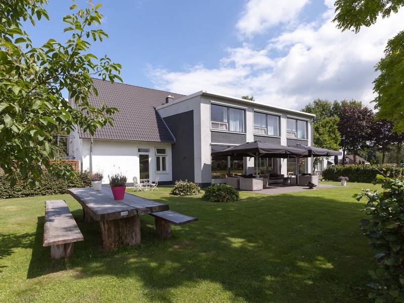 Groepsaccommodatie Gelderland met terras